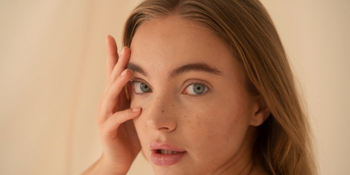 eyebrow_transplant